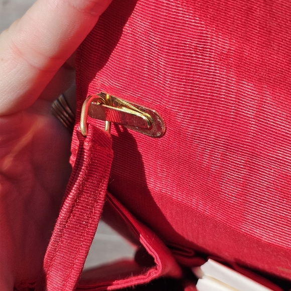 Martin Van Schaak vintage 2pc. red purse - Picture 6 of 14